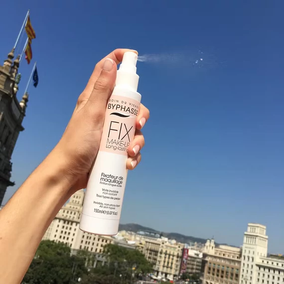 sminkfixalo-permet-minden-bortipusra-150ml-1